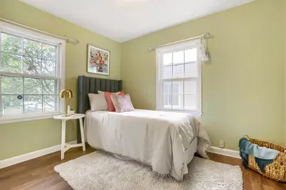 1882 Hawthorne Avenue E, Saint Paul, MN 55119 - Photo 12