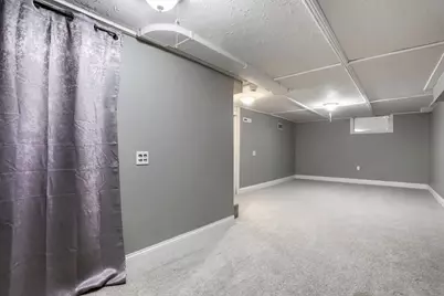 1882 Hawthorne Avenue E, Saint Paul, MN 55119 - Photo 18