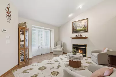 2003 Ponds Way, Shakopee, MN 55379 - Photo 10