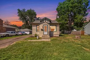 6714 Corvallis Ave N, Crystal, MN 55428 - Photo 14