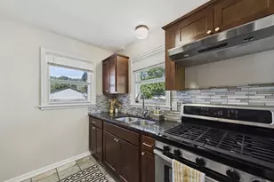 6714 Corvallis Ave N, Crystal, MN 55428 - Photo 6