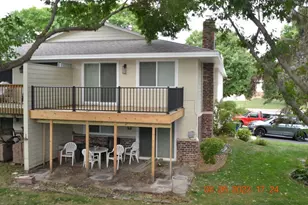 10452 Decatur Ave S, Bloomington, MN 55438 - Photo 2