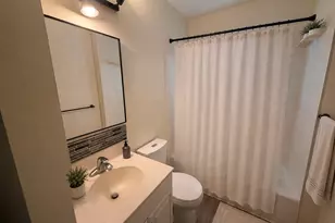 658 Gentry Ave N, Oakdale, MN 55128 - Photo 20