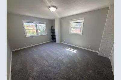 658 Gentry Avenue N, Oakdale, MN 55128 - Photo 8