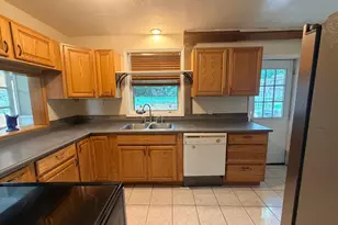 658 Gentry Ave N, Oakdale, MN 55128 - Photo 6