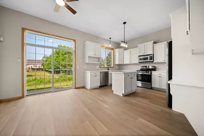 808 Lindsey Lane, Belle Plaine, MN 56011 - Photo 12