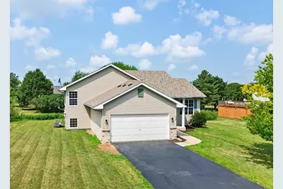 808 Lindsey Lane, Belle Plaine, MN 56011 - Photo 2