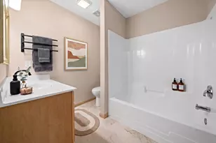 808 Lindsey Ln, Belle Plaine, MN 56011 - Photo 24