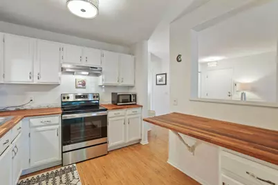 7267 Hunters Run #46C, Eden Prairie, MN 55346 - Photo 10
