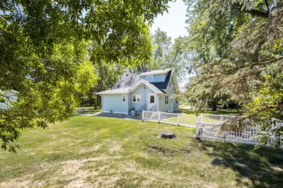 305 8th Avenue E, Alexandria, MN 56308 - Photo 28