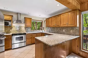 225 Peninsula Rd, Medicine Lake, MN 55441 - Photo 14