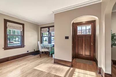 539 W Grand Avenue, Eau Claire, WI 54703 - Photo 4
