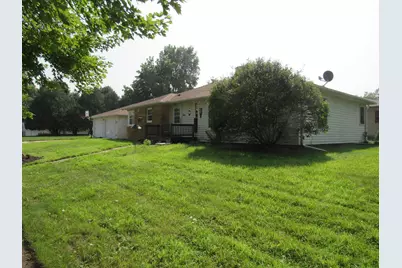 406 S Linton Street, Blue Earth, MN 56013 - Photo 4
