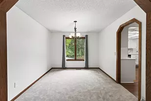 1528 Briarknoll Dr, Arden Hills, MN 55112 - Photo 14