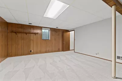 10112 Nord Avenue S, Bloomington, MN 55437 - Photo 32