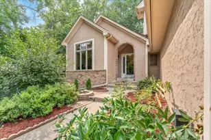 7087 Wellington Ln N, Maple Grove, MN 55369 - Photo 4