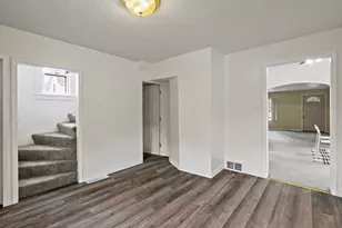 918 Edgerton St, Saint Paul, MN 55130 - Photo 12