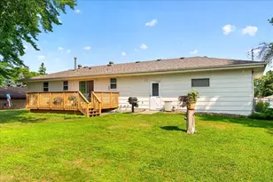 10707 Chowen Cir, Bloomington, MN 55431 - Photo 24