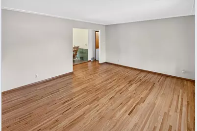 10707 Chowen Circle, Bloomington, MN 55431 - Photo 32