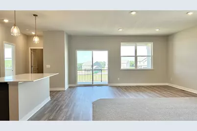 2147 Bluff Heights Drive, Shakopee, MN 55379 - Photo 8