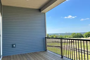 2147 Blf Hts Dr, Shakopee, MN 55379 - Photo 18