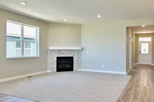 2147 Blf Hts Dr, Shakopee, MN 55379 - Photo 6