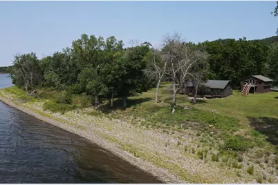 W11761 State Highway 35, Stockholm, WI 54769 - Photo 6