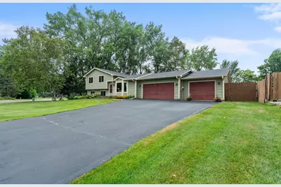 1555 Lamotte Circle, Centerville, MN 55038 - Photo 8