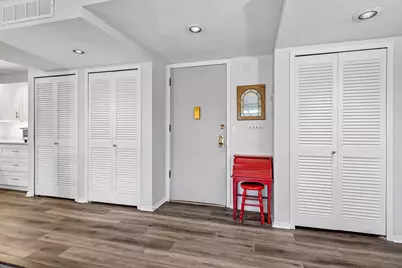 3412 Oak Ridge Road #308, Hopkins, MN 55305 - Photo 8