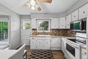6364 Dawn Way, Inver Grove Heights, MN 55076 - Photo 10
