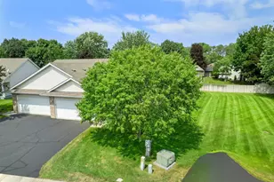 2865 117th Ave NW, Coon Rapids, MN 55433 - Photo 2