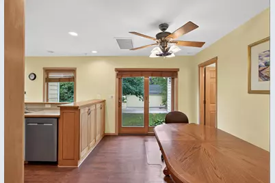 3901 Quail Avenue N, Robbinsdale, MN 55422 - Photo 8