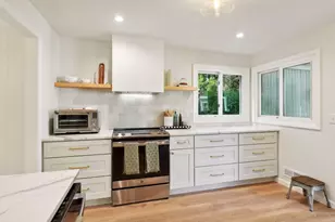 4504 Rutledge Ave, Edina, MN 55436 - Photo 2