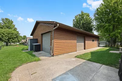 1215 35th Avenue N, Saint Cloud, MN 56303 - Photo 8