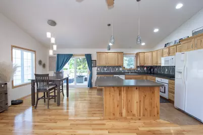 3221 11th Avenue S, Moorhead, MN 56560 - Photo 18