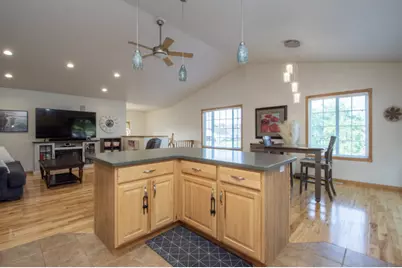 3221 11th Avenue S, Moorhead, MN 56560 - Photo 10