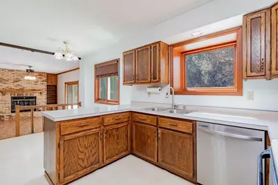 2322 Cromwell Street S, Moorhead, MN 56560 - Photo 14