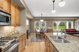 8797 Upper 7th Pl, Lake Elmo, MN 55042 - Photo 6