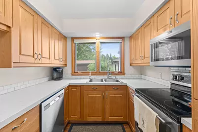 345 Sunset Lane N, Cambridge, MN 55008 - Photo 4