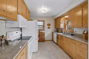 1266 Smith Ave S, West Saint Paul, MN 55118 - Photo 8