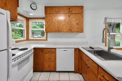 1702 14th Avenue S, Saint Cloud, MN 56301 - Photo 4