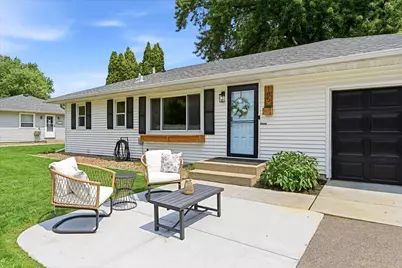 185 Garden View Drive, Apple Valley, MN 55124 - Photo 2