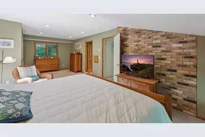 5845 Ridge Road, Shorewood, MN 55331 - Photo 36