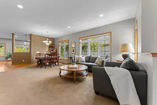 19110 Inndale Dr, Lakeville, MN 55044 - Photo 4
