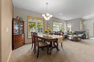 19110 Inndale Dr, Lakeville, MN 55044 - Photo 12