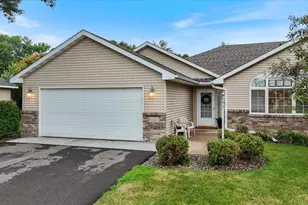 938 Golden Pond Ct, Buffalo, MN 55313 - Photo 2
