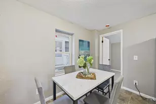 920 Farrington St, Saint Paul, MN 55117 - Photo 8