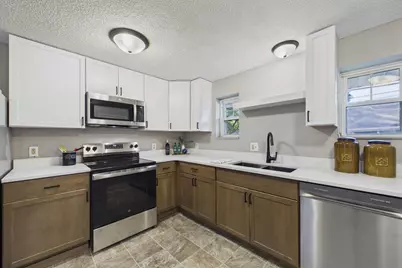 920 Farrington Street, Saint Paul, MN 55117 - Photo 6