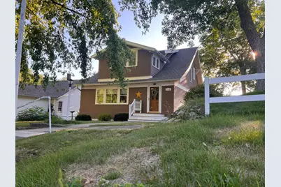 116 Grant Street S, Lake Benton, MN 56149 - Photo 2