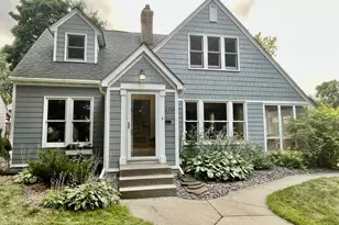 2714 McKinley Street NE, Minneapolis, MN 55418 - Photo 2